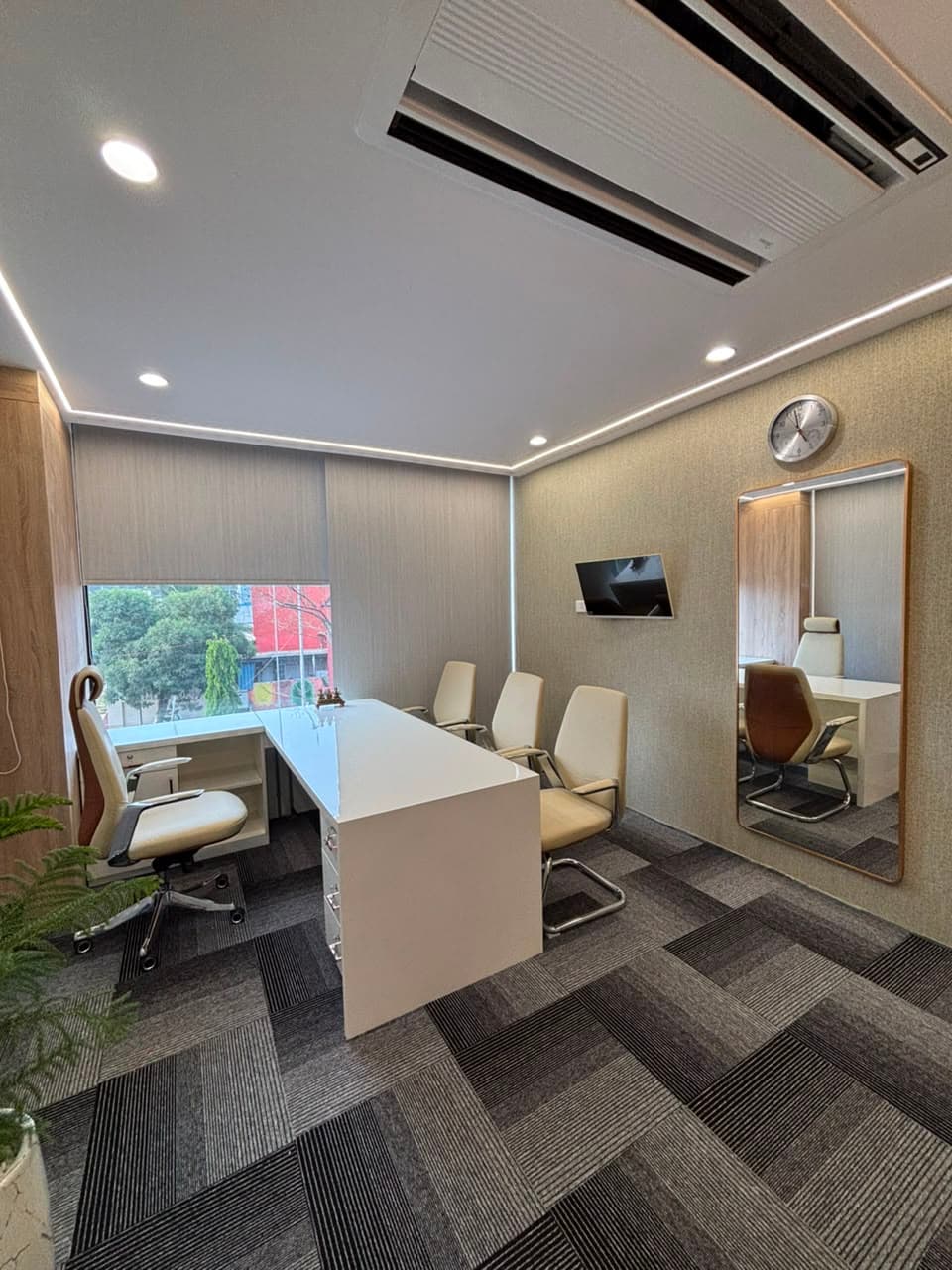 Avira Building 1